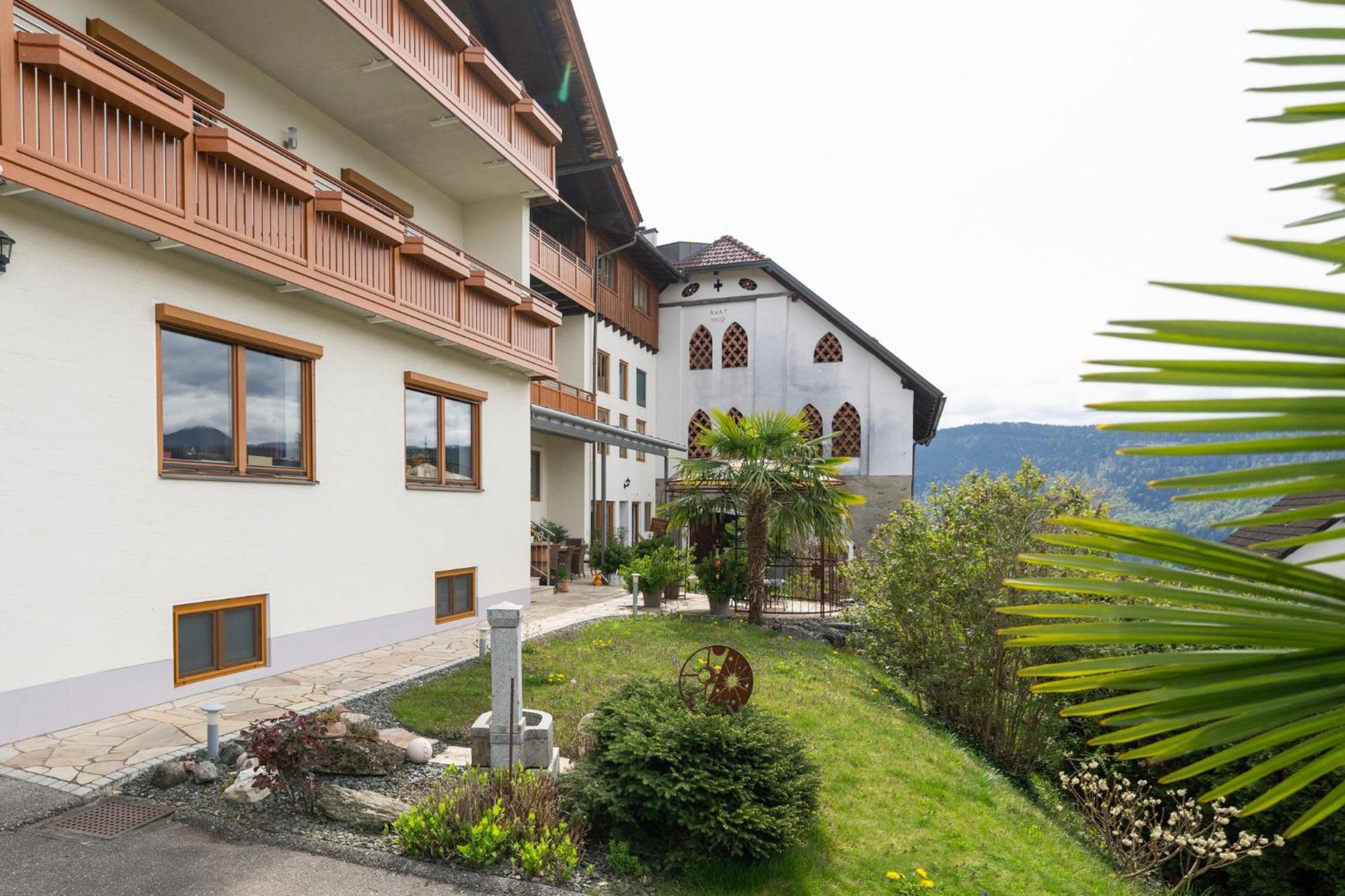 Guest house Fruhstuckspension Gotzfried-hof 3*